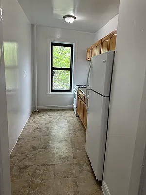 Rented by Winzone Realty Inc | media 4