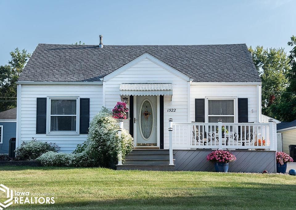1st image of 1522 Greenwood Dr
