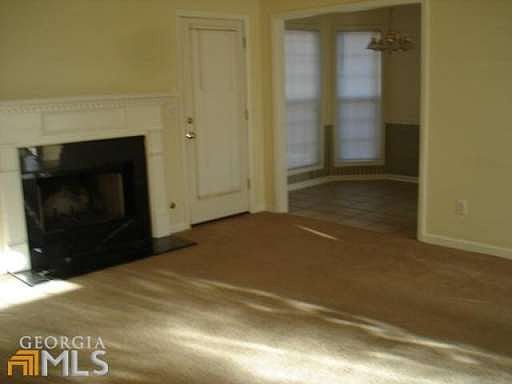 2nd image of 1107 Chateau Ter