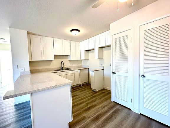 4th image of 1464 Granite Hills Dr Unit B