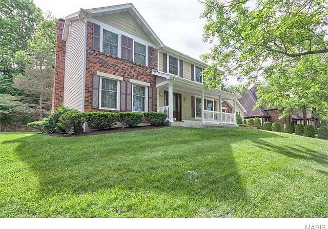 1st image of 420 Hunters Hill Dr
