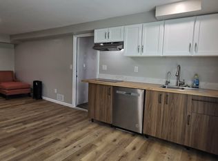 124 Reid Flippen St, Mount Airy, NC 27030