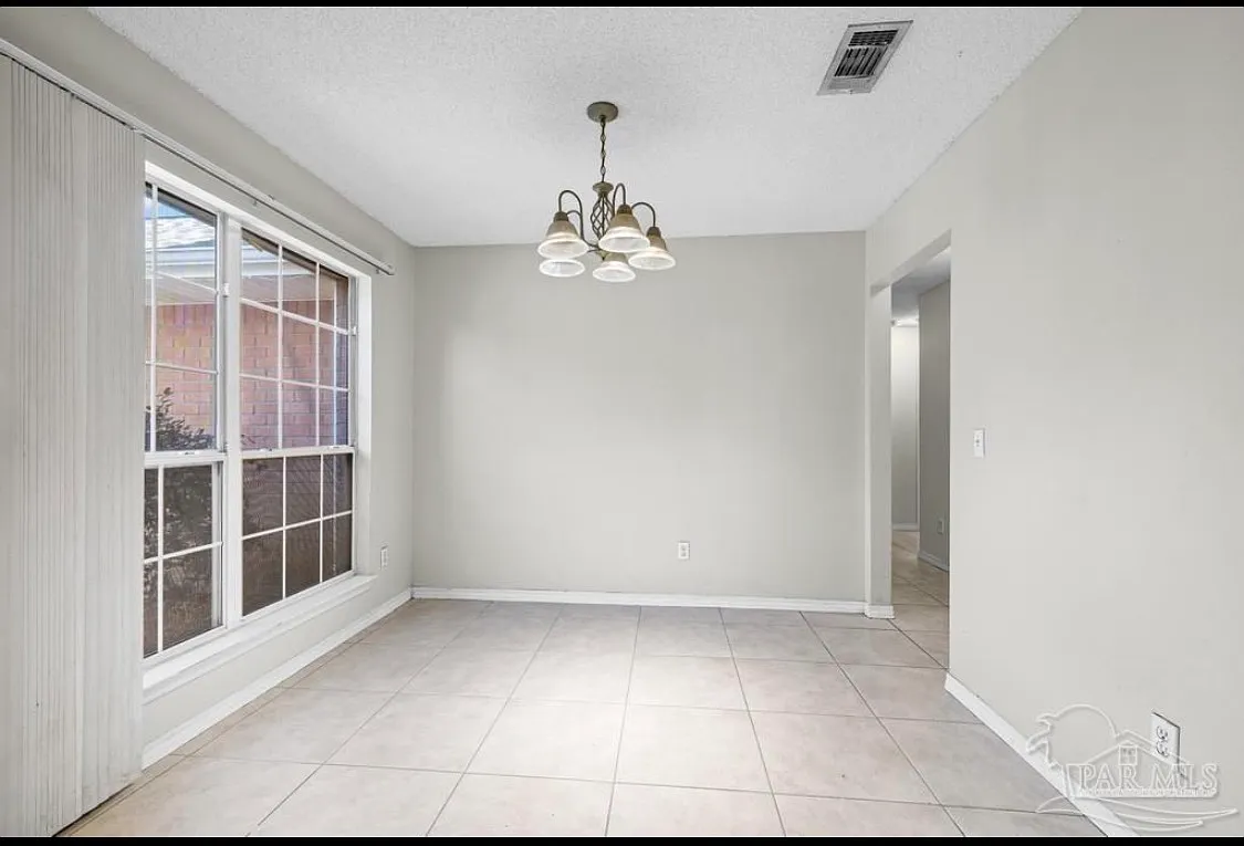 Building Photo - 1763 Condor Dr