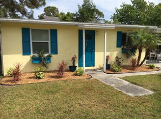 318 Indiana Ave, Crystal Beach, FL 34681