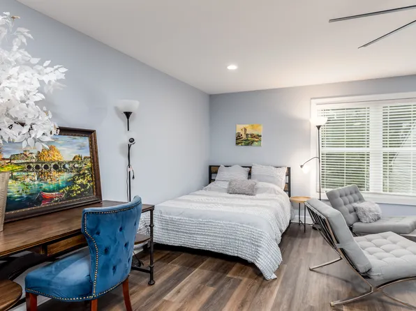 290 Patriot Ln, Williamsburg, VA 23185