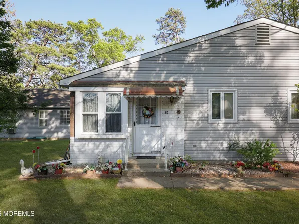 3 Swift Circle #D, Whiting, NJ 08759
