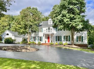 7155 Settlers Ridge Rd, Gates Mills, OH 44040