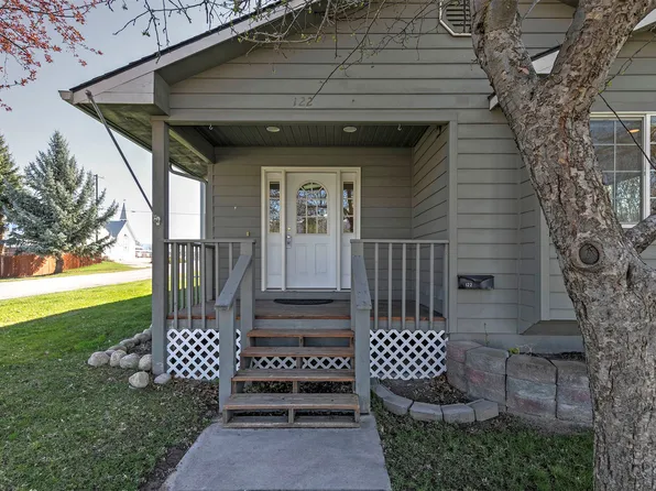 122 N 7th St, Hamilton, MT 59840