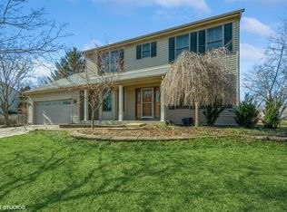 1500 Lilac Dr, Crystal Lake, IL 60014
