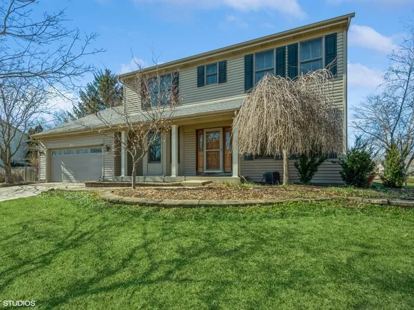 1500 Lilac Dr, Crystal Lake, IL 60014