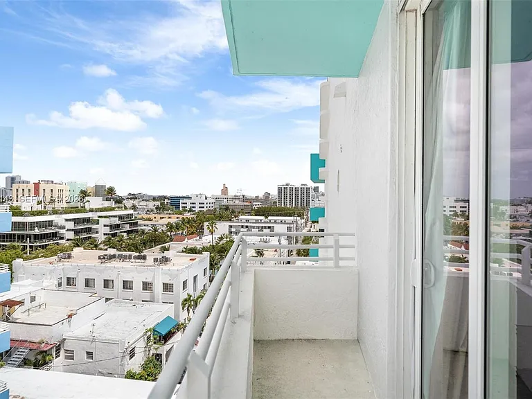 226 Ocean Dr #8F — Photo 18