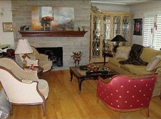 5608 N Waterbury Rd, Des Moines, IA 50312