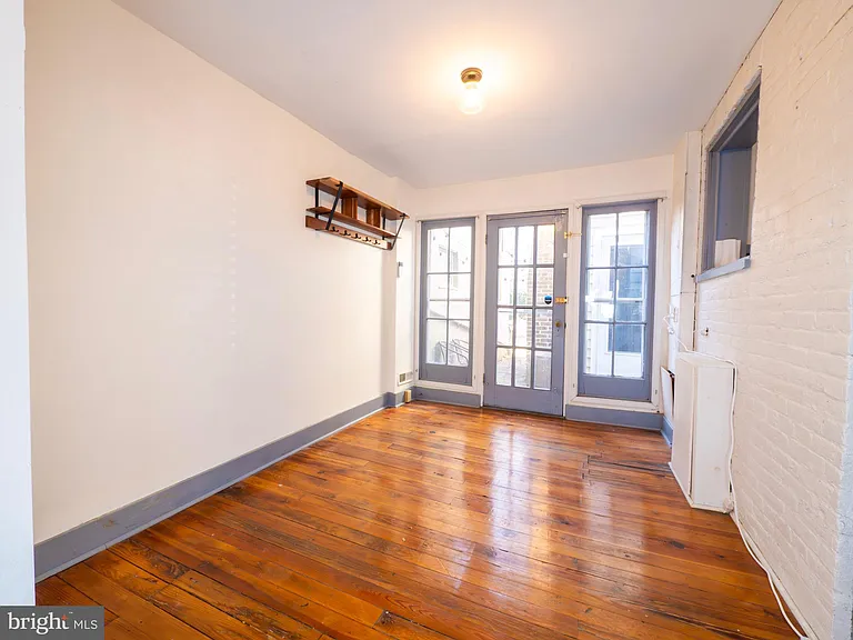 703 S Loudoun St — Photo 17