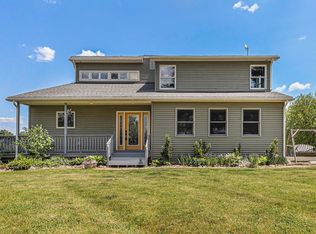 8722 N Gregory Rd, Fowlerville, MI 48836