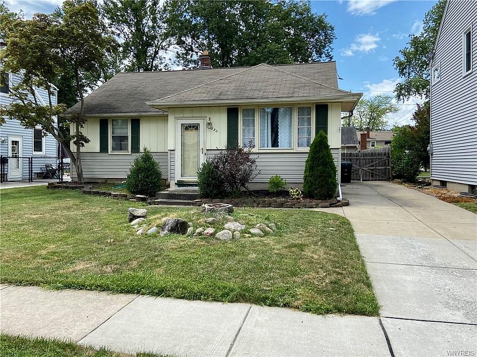 1st image of 330 Cornwall Ave