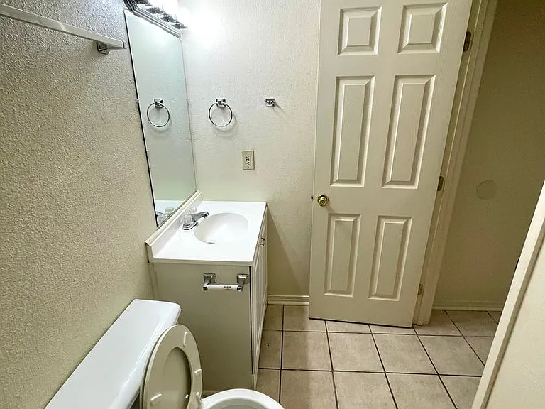 2705 Amanda Dr #A-D — Photo 26