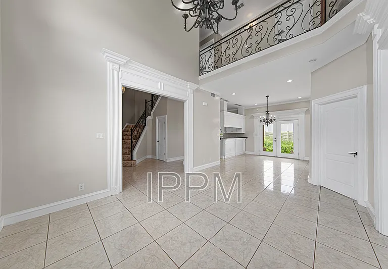 5601 Wild Persimmon — Photo 4