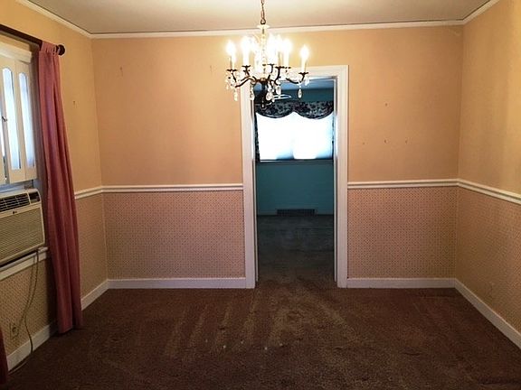 5th image of 10921 S Avenue F