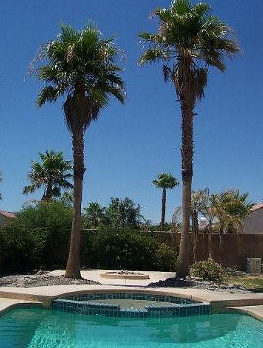 2nd image of 68269 Pasada Rd