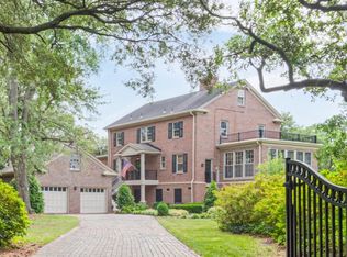 7320 Shirland Ave, Norfolk, VA 23505