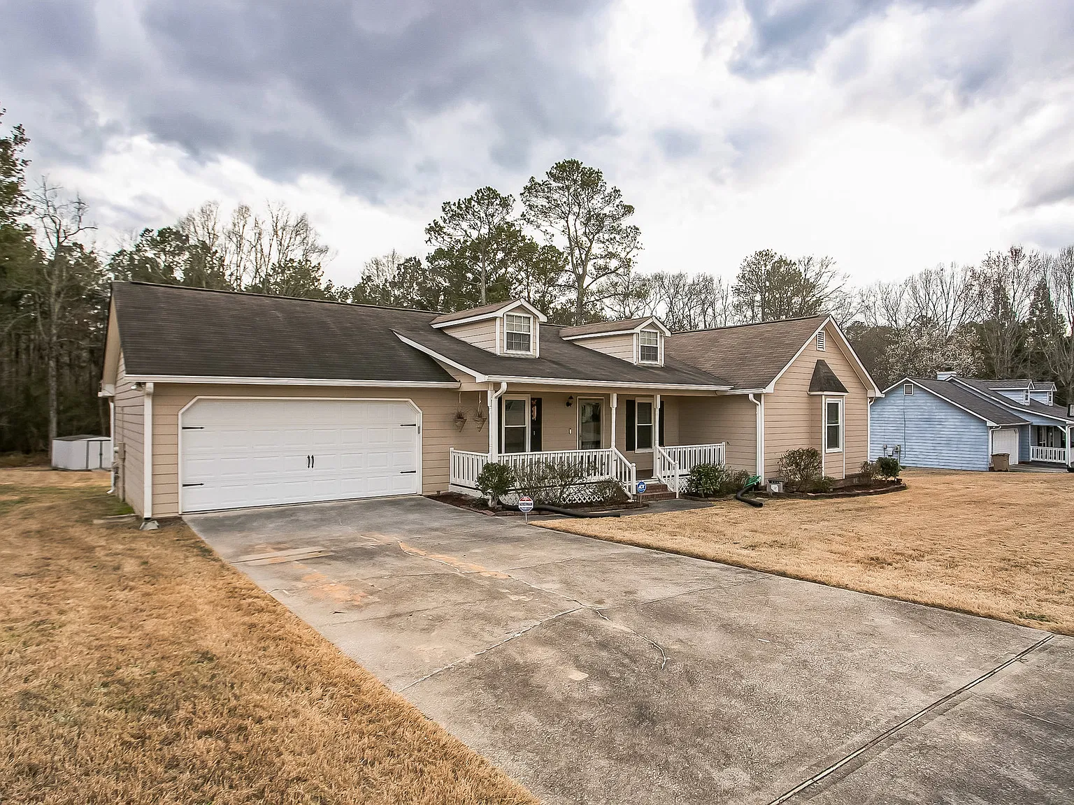 3 bed, 1724 sqft, $2,200 — Photo 3