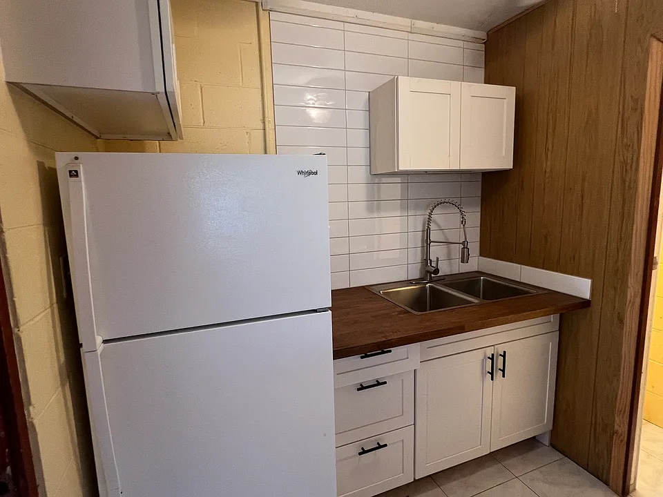 178 Eleu Pl #4