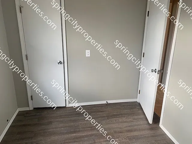 505 W Carman Rd — Photo 17