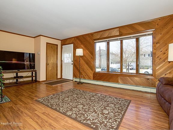 5th image of 45 Westwood Rd N