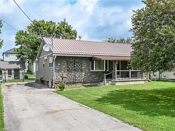 3rd image of 119 King St E
