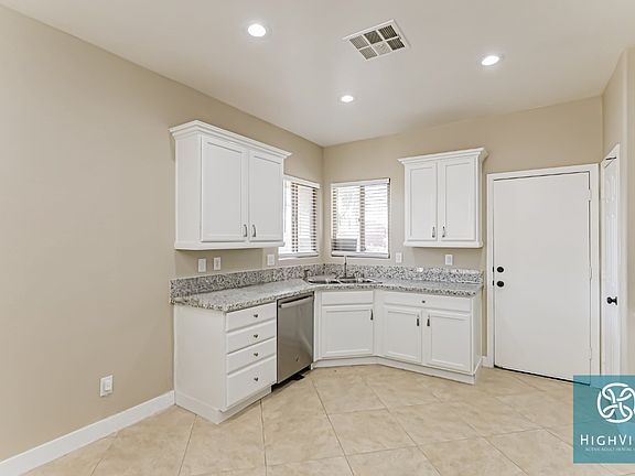 3rd image of 3896 Trotters Ridge Dr