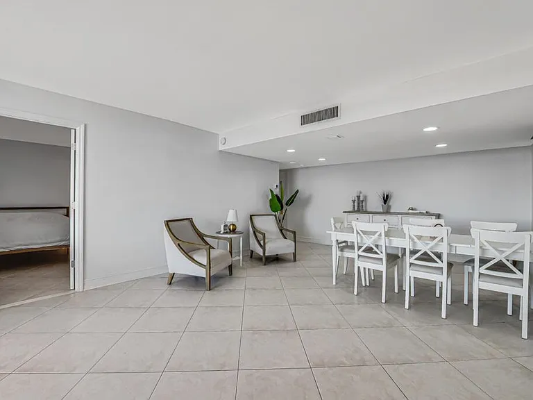 5600 N Flagler Dr #804 — Photo 3