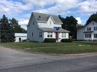 418 N Woodlawn Ave, Lake City, IA 51449