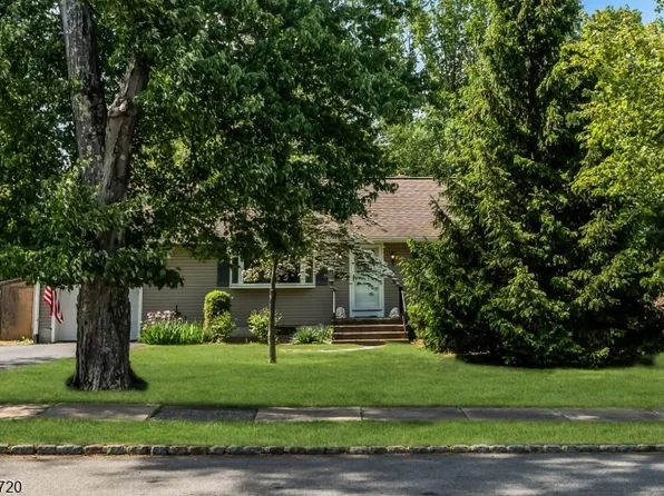 79 Dean Rd, Mendham Boro, NJ 07945