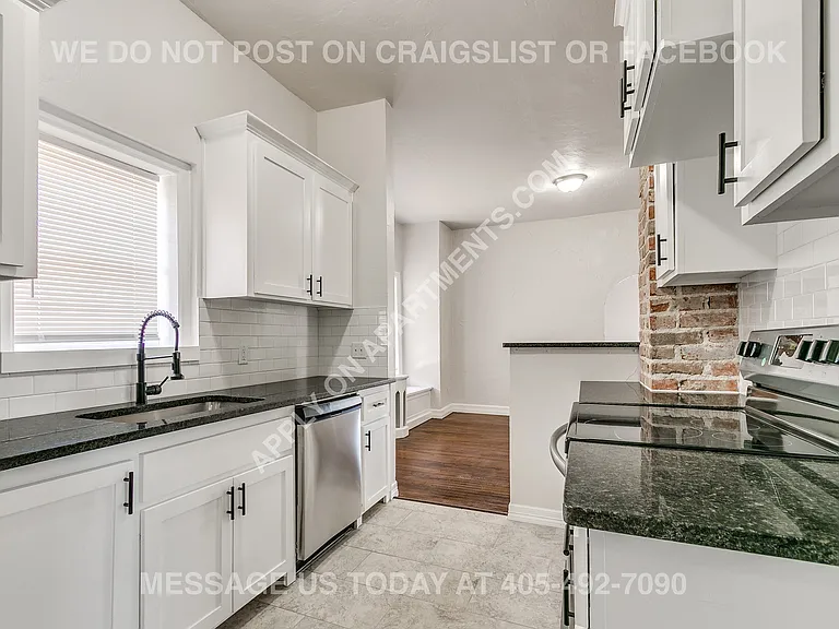 1130 NW 39th St #1130.5 — Photo 16
