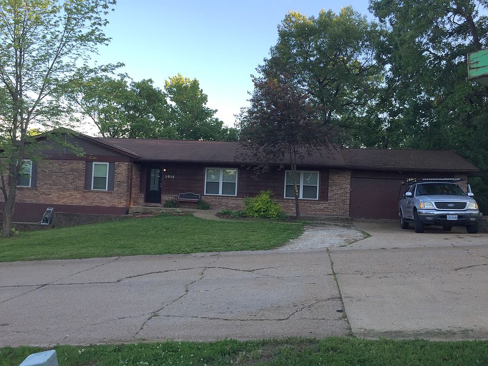 1st image of 1914 Forest Haven Dr
