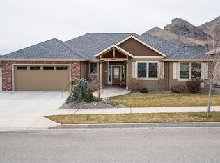 2111 Sage Grouse Rd, Wenatchee, WA 98801