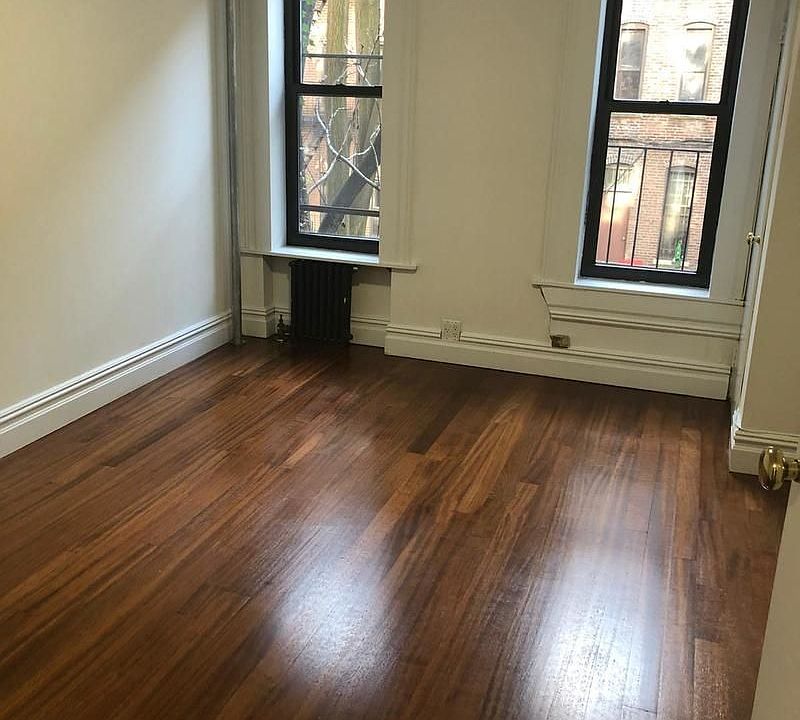 1st image of 326 E 94th St #2D