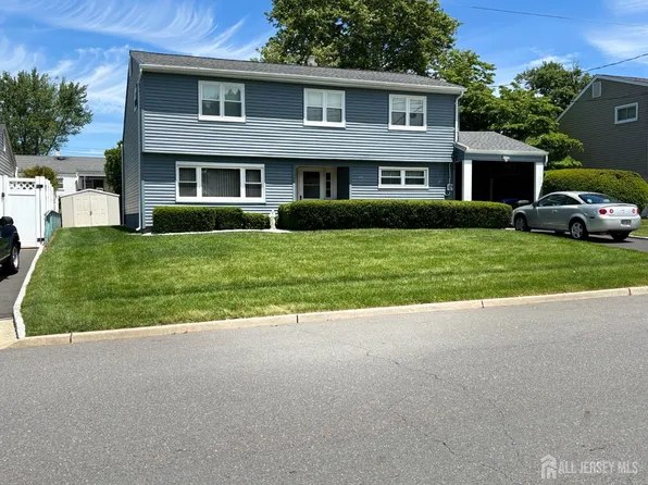 169 Southwood Dr, Old Bridge, NJ 08857