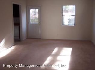 8820 Ridgemoore Ct, Douglasville, GA 30134