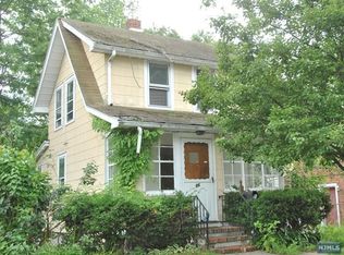 86 E Broad St, Bergenfield, NJ 07621
