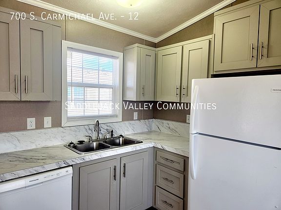 4th image of 700 S Carmichael Ave #12