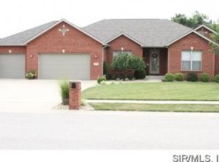 508 Ingleside Ln, O'Fallon, IL 62269