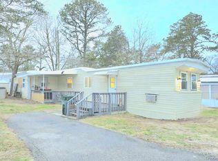 525 Riverleigh Ave #C7, Riverhead, NY 11901