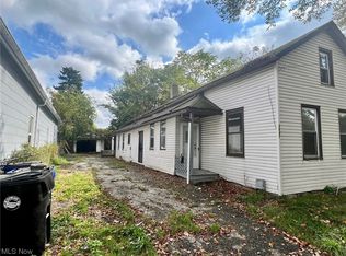 3447 E 70th St, Cleveland, OH 44127
