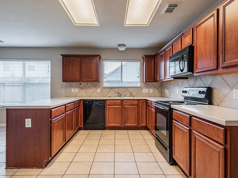 6707 Topsfield Point Dr — Photo 9