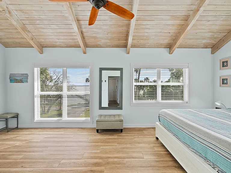 6789 S Indian River Dr — Photo 15