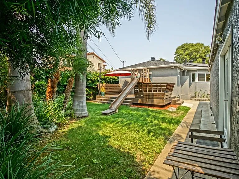 2404 Sebald Ave — Photo 44