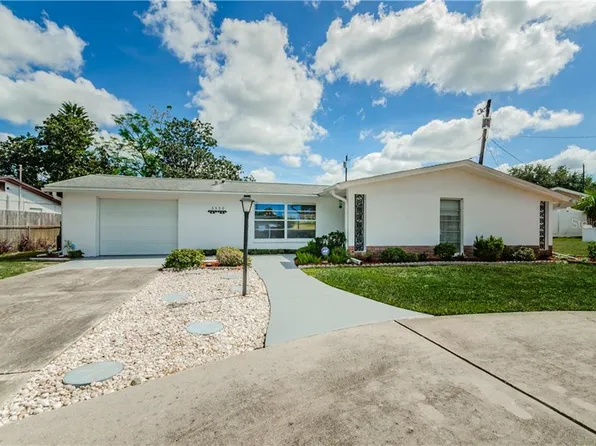 3536 Kimberly Oaks Dr, Holiday, FL 34691
