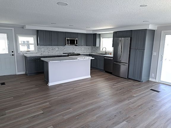4th image of 367 Spanish Lakes Dr