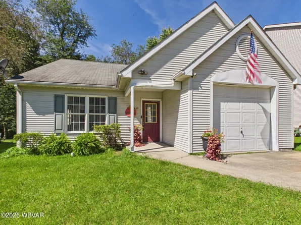 19 Terrace Ln, Williamsport, PA 17701